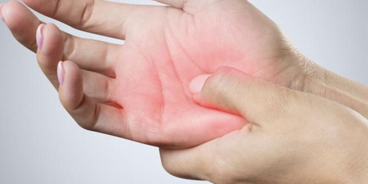 Stem Cell Therapy for Hand Treatment in Mumbai: Exploring Regenerative Orthopedic Care
