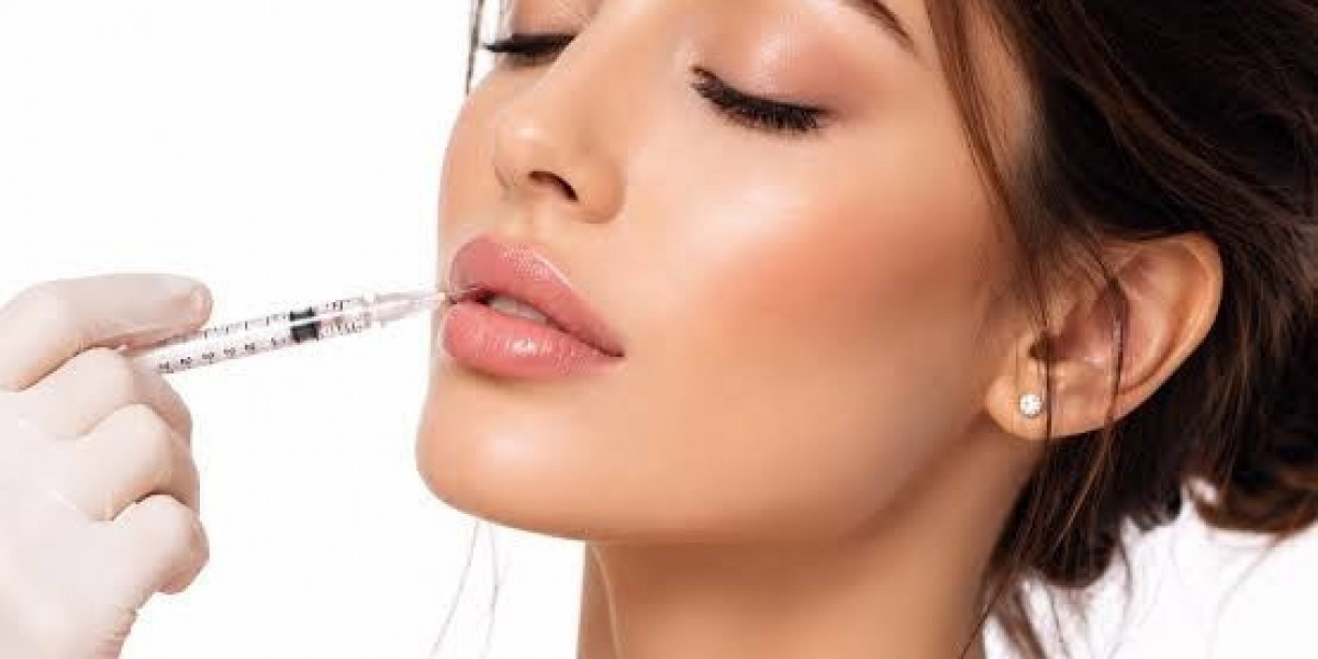 Dermal Fillers Treatment In Dubai: Restore Facial Fullness Naturally