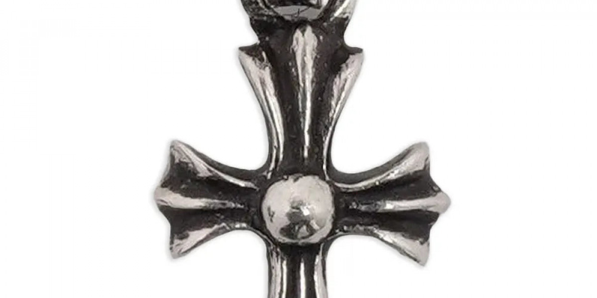 Chrome Hearts Necklace – Discover Bold Luxury for Everyday Fashion