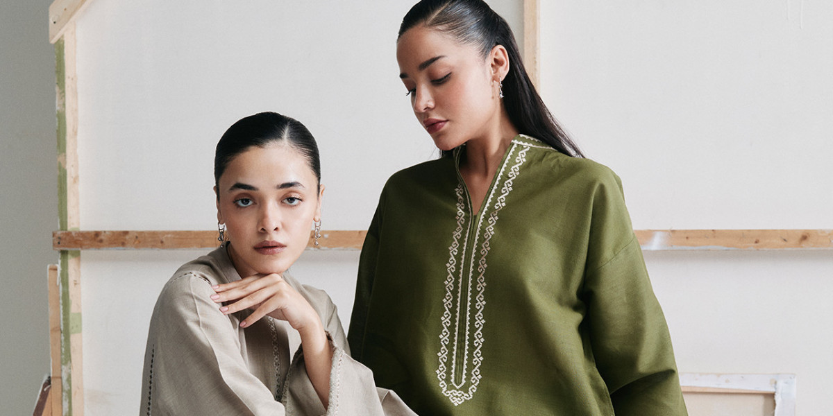 Why Hand Embroidered Kurta and Farshi Shalwar are Trending This Season