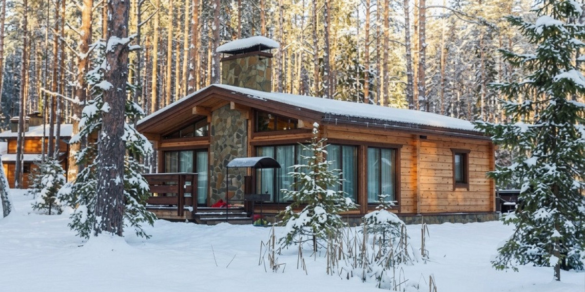 What Roofing Options Suit Wooden Houses in Cold Climates?