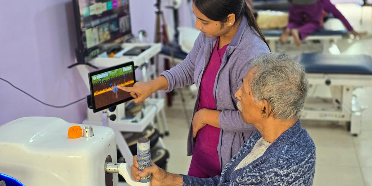 Robotic Rehabilitation: Gait and Upper Limb Robotic Therapy | Rehabana
