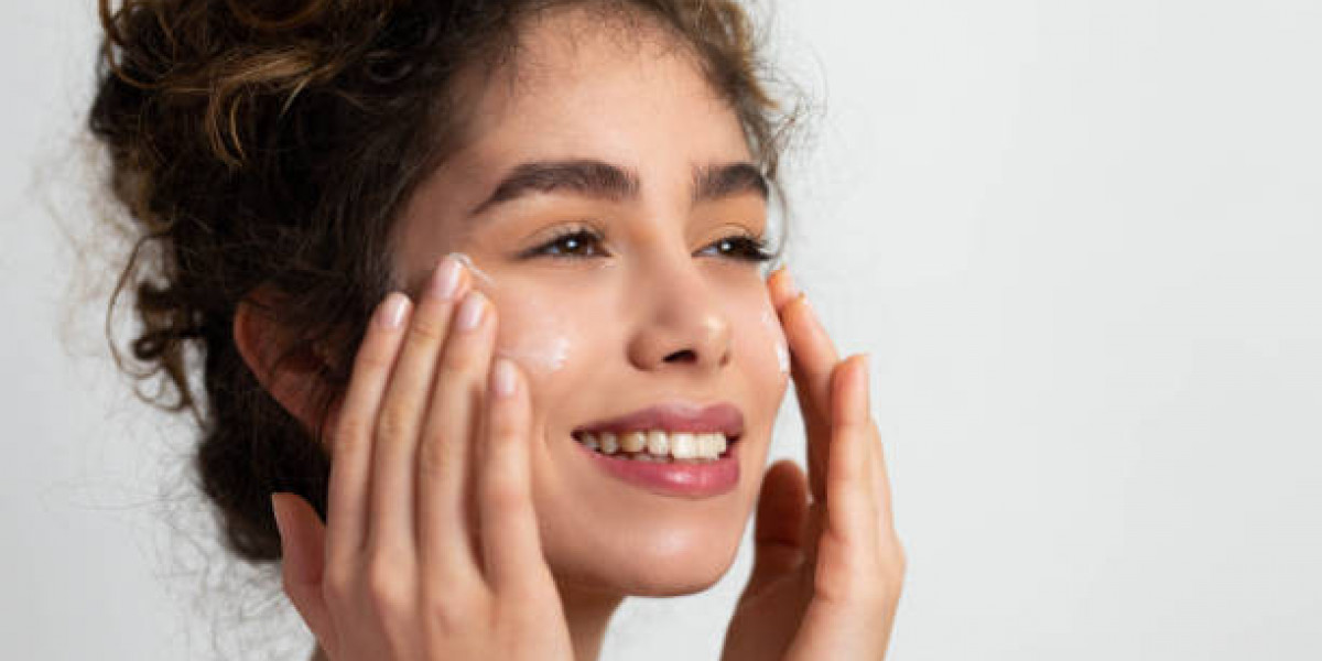 Fractional CO2 Laser for Fine Lines Around the Eyes